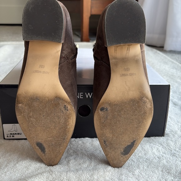 Nine West ankle bootie - Picture 7 of 7